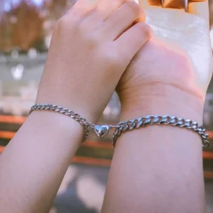 ISUBUCCI Silver Armlet